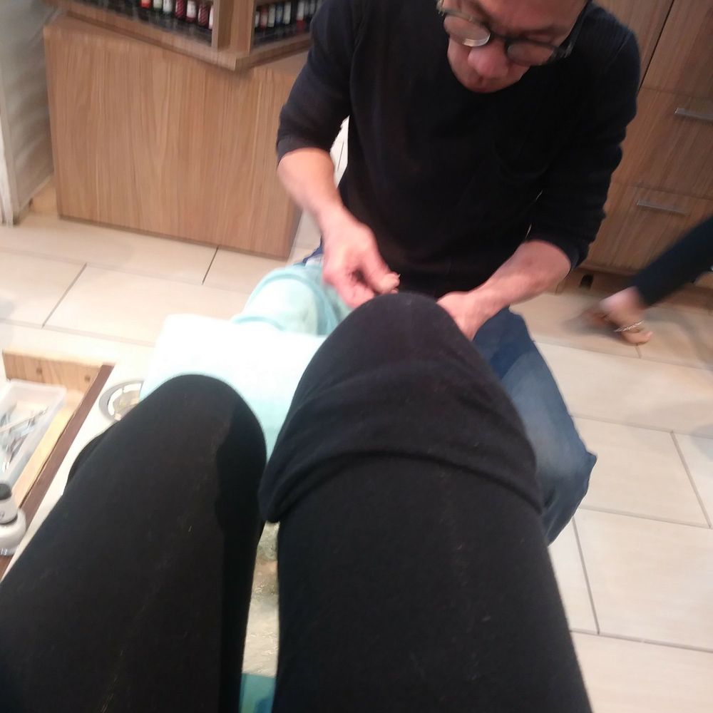LumiGarnet NailSpa - Everyone here is so nice. He help me find the color i wanted fast and asked if i wanted anything to drink, truned my chair on and we began. - Nail Salons Near Me - Miami, Florida LumiGarnet NailSpa - Everyone here is so nice. He help me find the color i wanted fast and asked if i wanted anything to drink, truned my chair on and we began. - Nail Salons Near Me - Miami, Florida