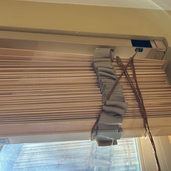 Kimpton RiverPlace Hotel - broken blinds - Hotels Near Me - Portland, Oregon Kimpton RiverPlace Hotel - broken blinds - Hotels Near Me - Portland, Oregon
