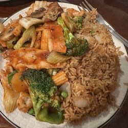 Chu-Lee Gardens Chinese Restaurant - Hunan chicken