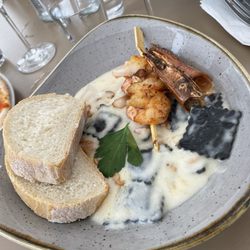 bell´ARTE - Ravioli Neri with shrimp and Pfifferlinge mushrooms