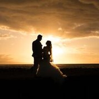Tropical Maui Weddings - Sunset Photos - Wedding Planning Near Me - Makawao, Hawaii Tropical Maui Weddings - Sunset Photos - Wedding Planning Near Me - Makawao, Hawaii