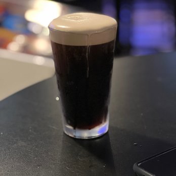 Hideaway Bar & Grill - Perfect froth on a Guinness - Bars Near Me - Castle Rock, Colorado