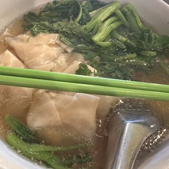 Boran Thai Restaurant - 13. 16. Shrimp Wonton Soup add rice noodles - Thai Near Me - Los Angeles, California