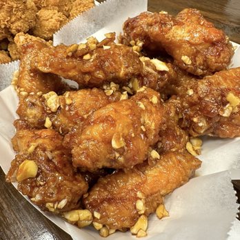 bb.q Chicken - Honey Garlic Wings - Chicken Wings Near Me - Glendale, California bb.q Chicken - Honey Garlic Wings - Chicken Wings Near Me - Glendale, California