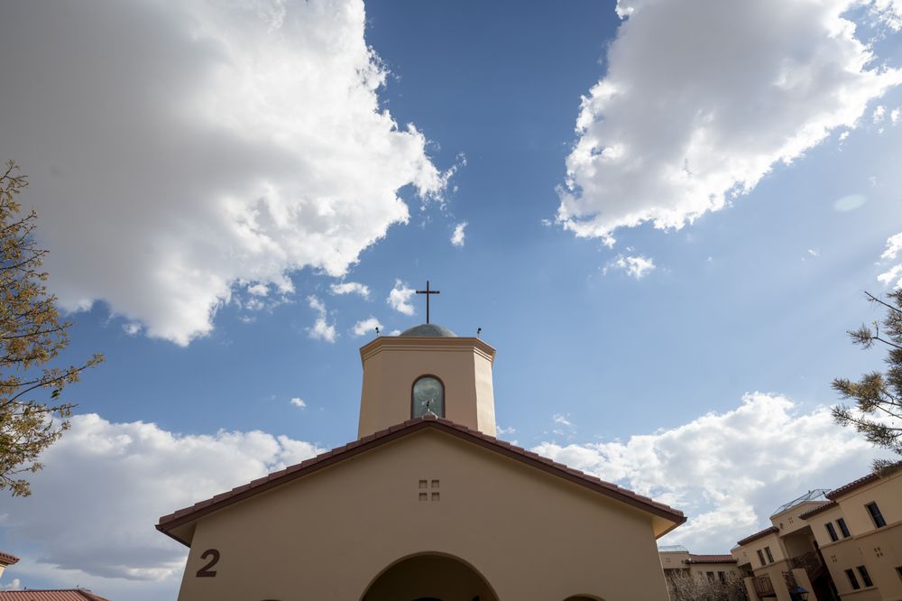 Changing Lives Center - social services organization in Phoenix, AZ