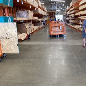 The Home Depot - Staff that stood there the entire time - Nurseries & Gardening Near Me - Edwardsville, Illinois The Home Depot - Staff that stood there the entire time - Nurseries & Gardening Near Me - Edwardsville, Illinois