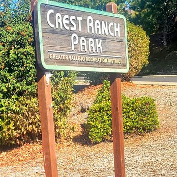 Crest Ranch Park - Sign of Nicole way - Parks Near Me Crest Ranch Park - Sign of Nicole way - Parks Near Me