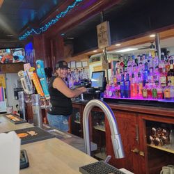 The Draft Sports Pub - Heather is the best bartender ever. Her Moscow Mule is absolutely the best!!!