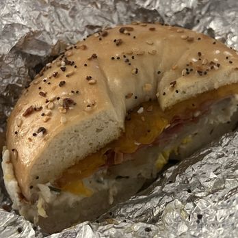 Manhattan Bagel - Farmhouse - Bagels Near Me - Clifton, Virginia