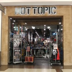Hot Topic - Hot Topic in the Apple Blossom Mall, Winchester VA