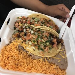Beto's Mexican Food - Folded tacos meal