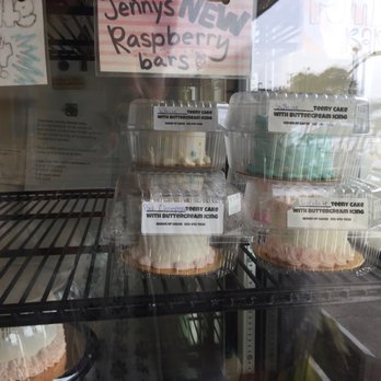 Queen of Cakes - Cute teeny cakes - Bakeries Near Me - Edina, Minnesota Queen of Cakes - Cute teeny cakes - Bakeries Near Me - Edina, Minnesota