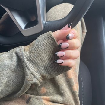 Top Nails - Nail Salons Near Me - Philadelphia, Pennsylvania