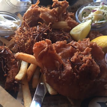 Pacific Catch - Mixed catch basket ($16) - Seafood Near Me - San Francisco, California