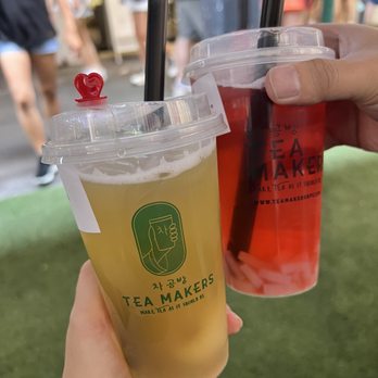 Tea Makers - Lychee Spring Tea, Pomegranate Green Tea - Coffee & Tea Near Me - New York, New York