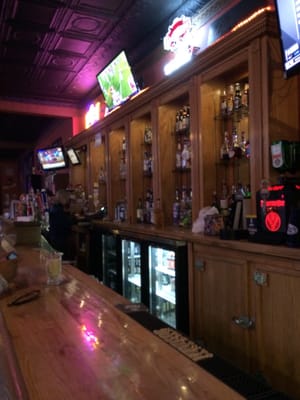 Arlin's Bar & Garden by null