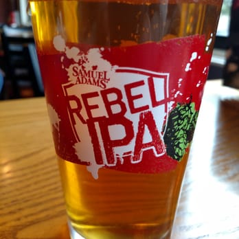 Chili's - Bars Near Me - Fairless Hills, Pennsylvania