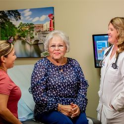 HealthTexas Primary Care Doctors - Helotes Clinic