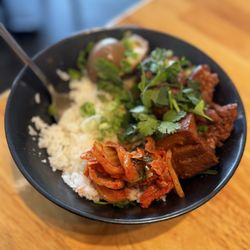 Steamboys - Braised Pork Belly Rice 卤肉饭 Arroz De Barriga De Cerdobelly