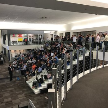 Peak Managers - Investing Near Me - Zürich, ZH