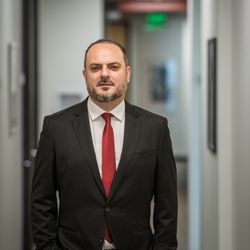 Aratta Law Firm - Art Oganesian, Esq.