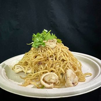 Thai @ Mall - Garlic Chowmein - Thai Near Me - Prescott, Arizona