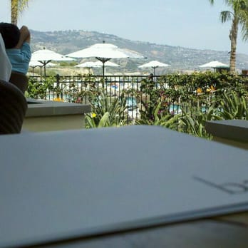 bashi - Dining al fresco on the patio - Asian Fusion Near Me - Rancho Palos Verdes, California