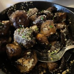740 Front - Mushrooms