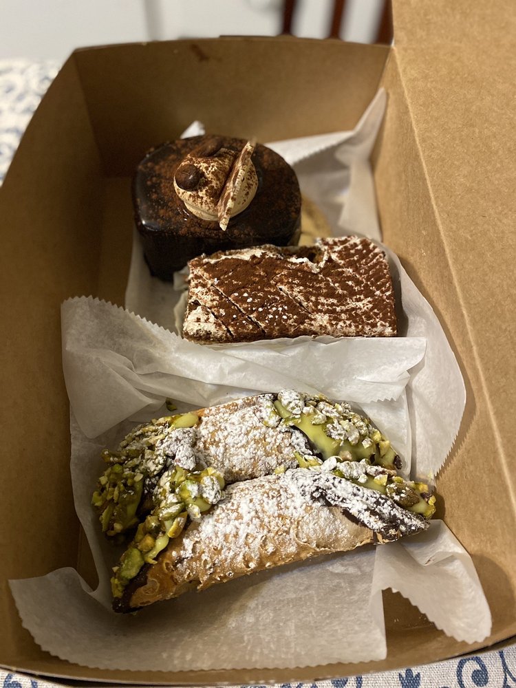 MODERN PASTRY SHOP 2682 Photos & 2123 Reviews Bakeries 257 Hanover St, Boston, MA Phone