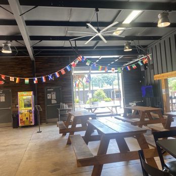 South Line Brewing - Very cool garage vibe - Breweries Near Me - Cary, North Carolina South Line Brewing - Very cool garage vibe - Breweries Near Me - Cary, North Carolina