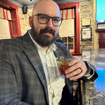 Stemie's 1818 Tavern - Manhattan w/ Makers Mark Bourbon - New American Near Me - Easton, Pennsylvania Stemie's 1818 Tavern - Manhattan w/ Makers Mark Bourbon - New American Near Me - Easton, Pennsylvania