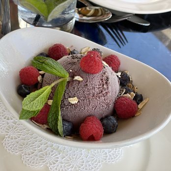 Geoffrey's Malibu - Seafood Near Me - Malibu, California
