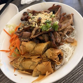 Ben Tre - Grilled pork over vermicelli - Vietnamese Near Me - San Francisco, California