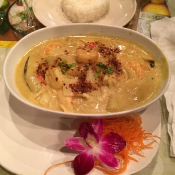 Siam Bistro - Seafood Curry. - Thai Near Me - Miami, Florida Siam Bistro - Seafood Curry. - Thai Near Me - Miami, Florida