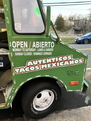 Tacos El Chilango Food Truck