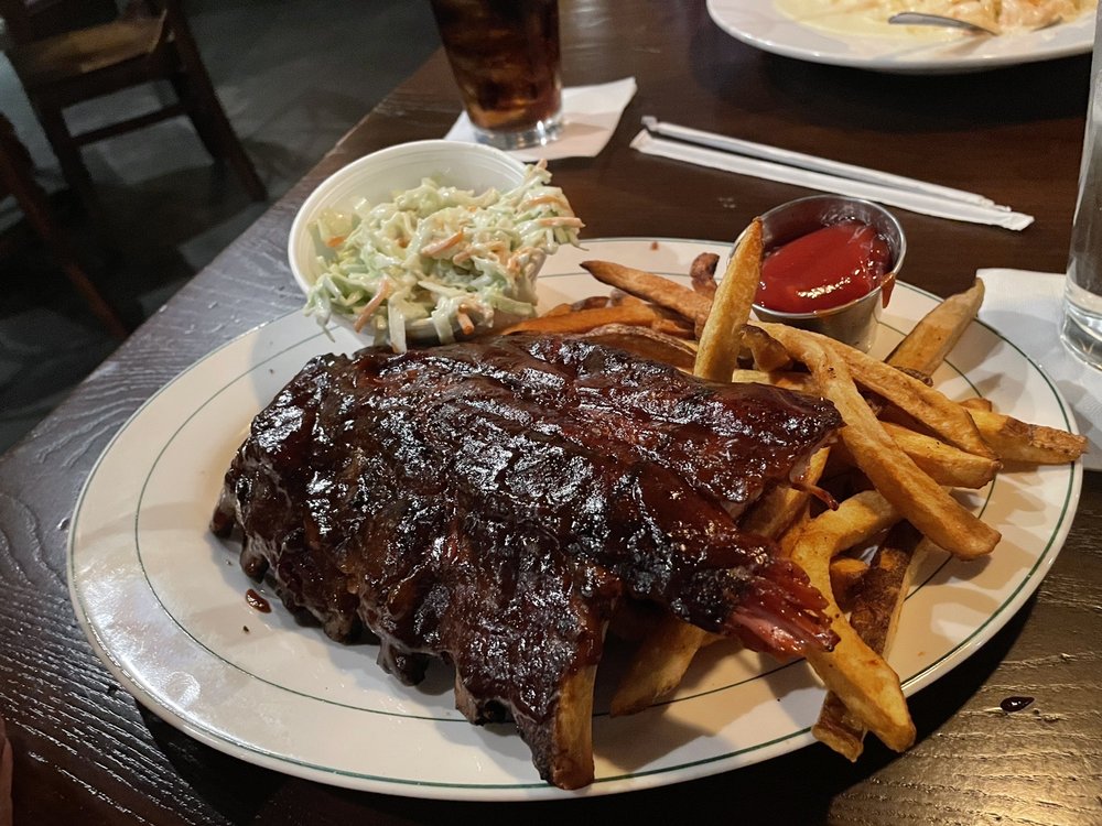 AUSTIN’S GRILL Updated August 2024 31 Photos & 33 Reviews 8748