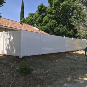 Chaparral Fence - Privacy vinyl - Fences & Gates Near Me Chaparral Fence - Privacy vinyl - Fences & Gates Near Me