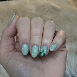 French Nail - Polygel nail manicure with nail art