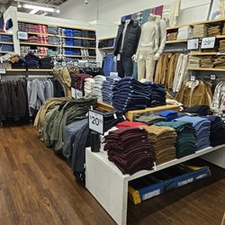 Gap Factory - Men's clothing
