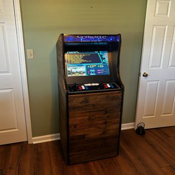 D & J Enterprises - Cabaret Multicade w/ Pandora's Box - Video Game Stores Near Me - Sevierville, Tennessee