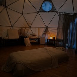 What a wonderful massage I had tonight! Thanks to David, he brought me back to life What a wonderful massage I had tonight! Thanks to David, he brought me back to life 