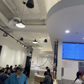 Chicha San Chen - Inside - Bubble Tea Near Me - Cupertino, California