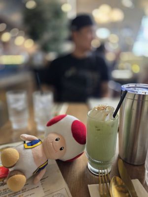 Early Birds - A Breakfast Spot by null