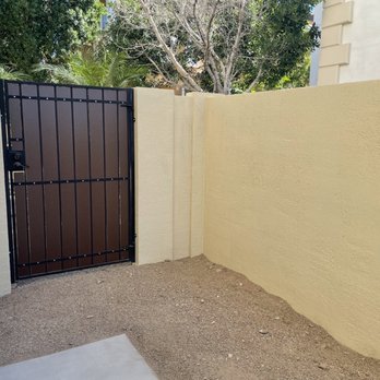 King Kongcrete - Masonry wall with 4x6 gate - Masonry/Concrete Near Me
