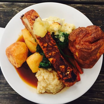 Preston Park Tavern - Sunday Pork Roast - Pubs Near Me - Brighton, BNH Preston Park Tavern - Sunday Pork Roast - Pubs Near Me - Brighton, BNH