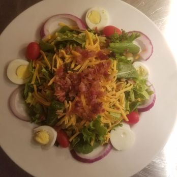 Bronze Owl Brewing - House salad. Also comes with grilled chicken if preferred. - Brewpubs Near Me - Poplar Bluff, Missouri