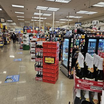 Ralphs - Inside the store - Grocery Near Me - Burbank, California