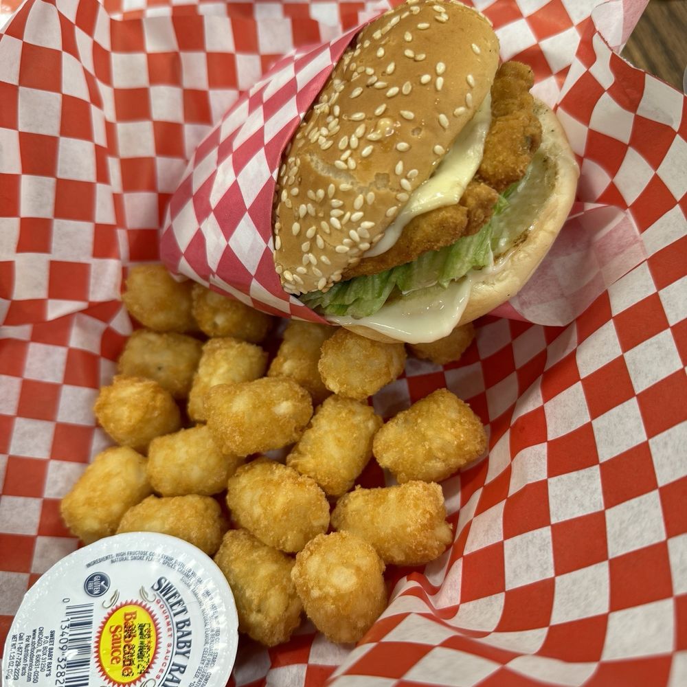 Three Rivers Resort Restaurant - Crispy chicken burger with tater tot's - American Near Me - La Push, Washington Three Rivers Resort Restaurant - Crispy chicken burger with tater tot's - American Near Me - La Push, Washington