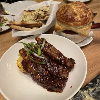 Cali Chilli - Naan, Cali Sticky Ribs, Cali Chilli Pot Pie - Indian Near Me - Los Angeles, California