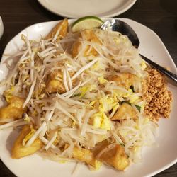Thai Basil - Tofu Pad Thai